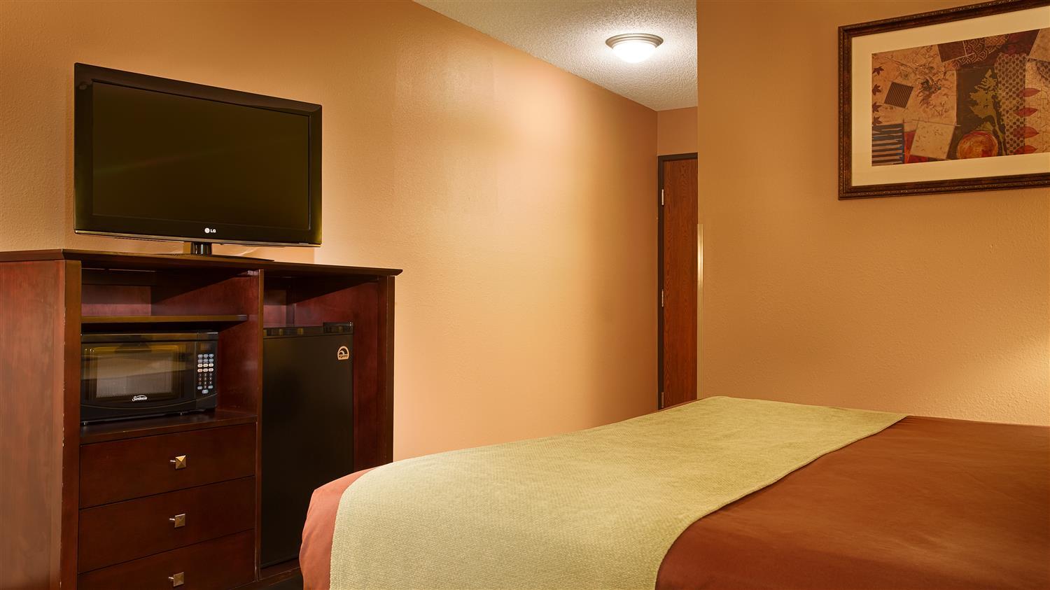 Best Western Plus Executive Inn St. Marys Екстер'єр фото