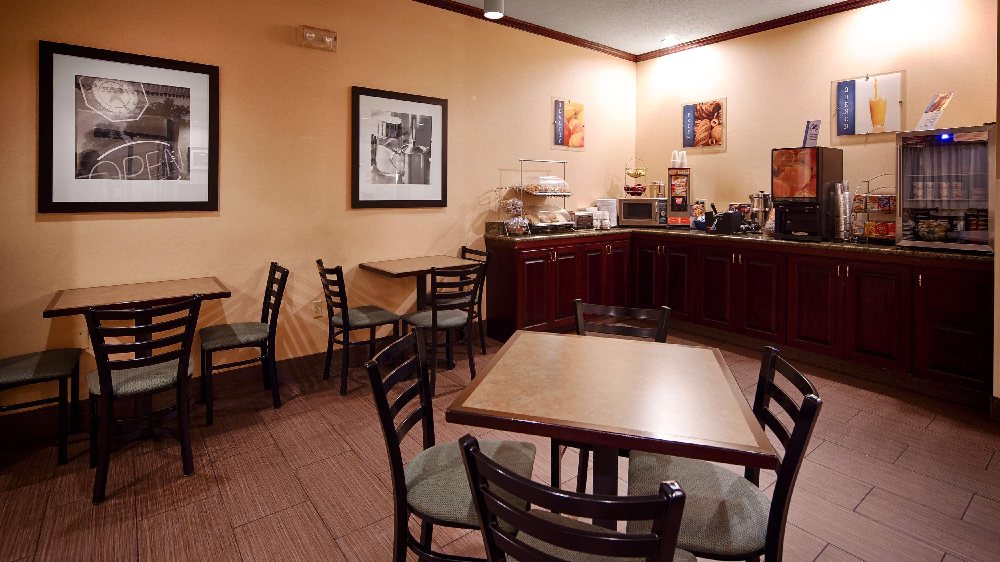 Best Western Plus Executive Inn St. Marys Екстер'єр фото