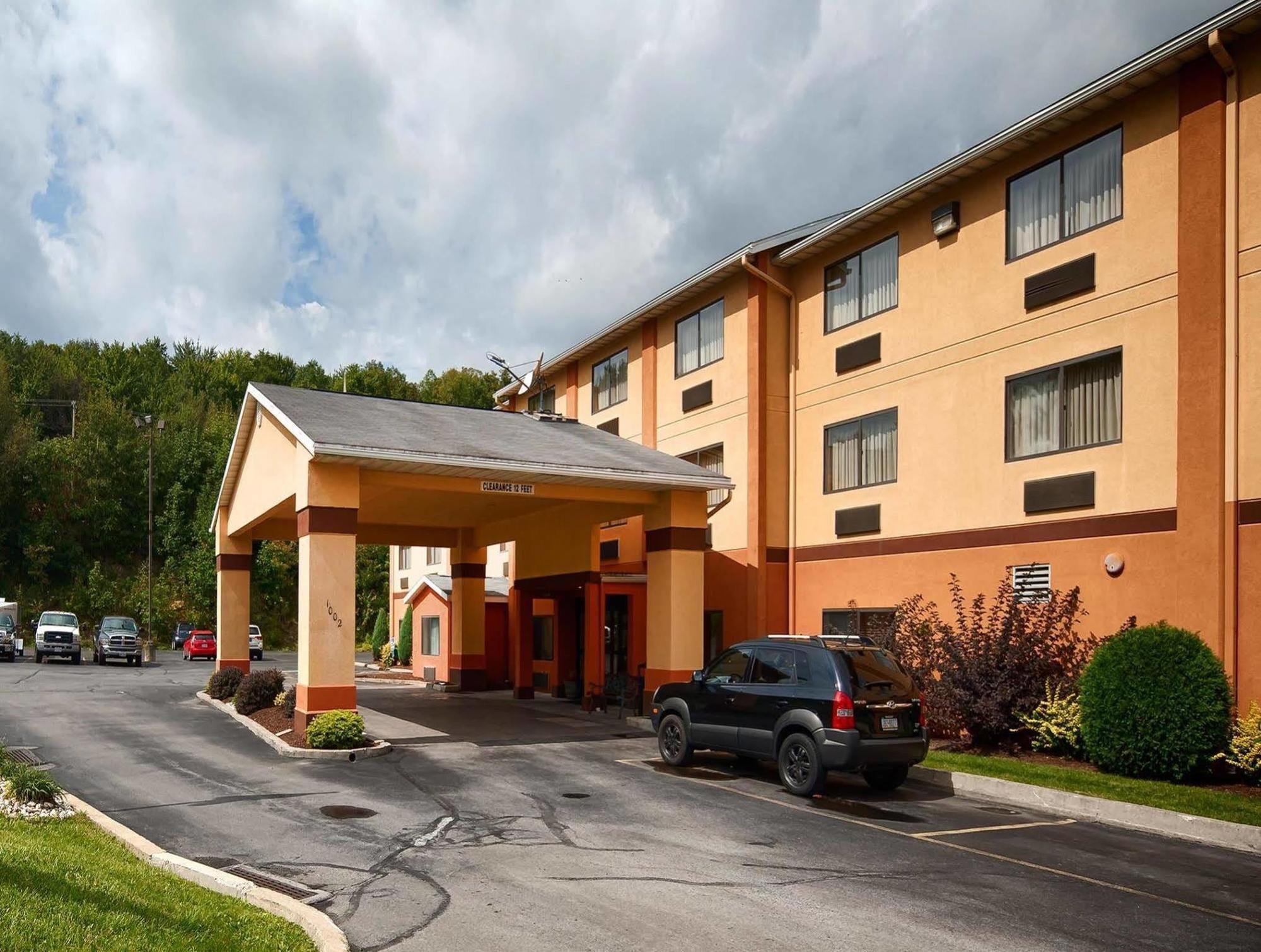 Best Western Plus Executive Inn St. Marys Екстер'єр фото